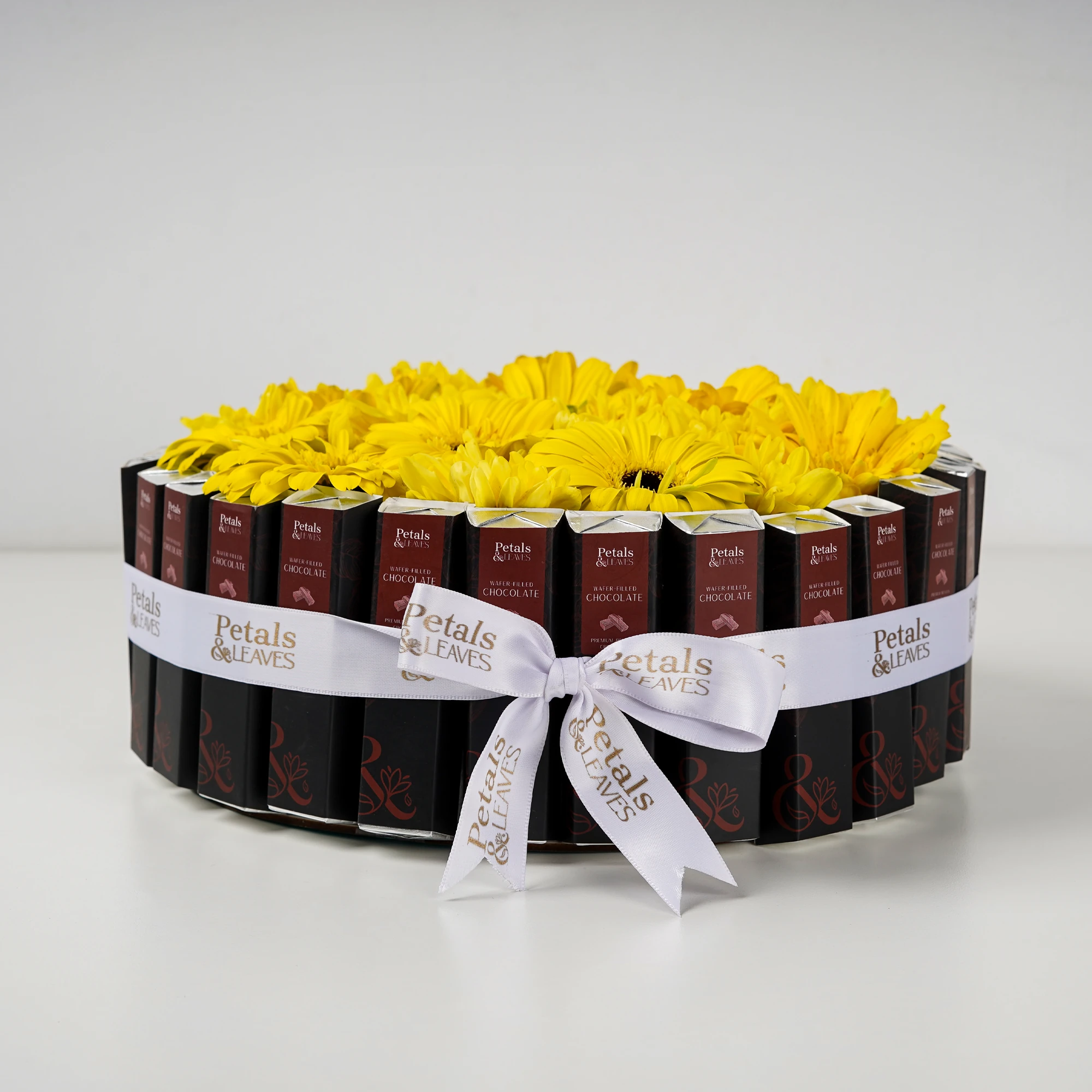 Sunshine Flowers & Chocolate Cake Sunshine Flowers & Chocolate Cake