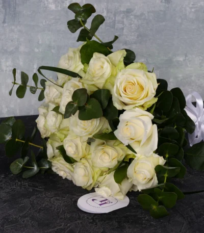 White Roses Best Night