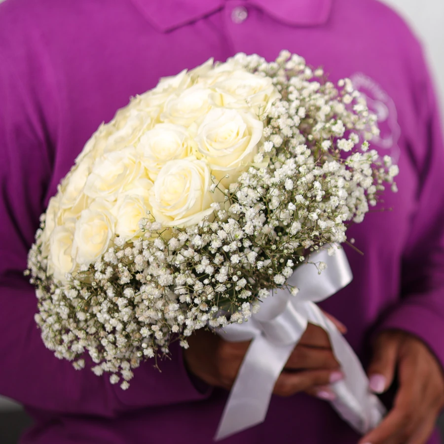 Lady in White Hand Bouquet Lady in White Hand Bouquet