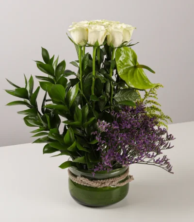 Her Petals Flower Vase Arrangement