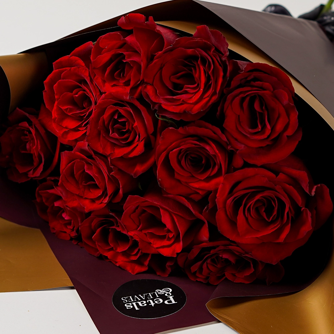 Red Romance Flower Bouquet Red Romance Flower Bouquet